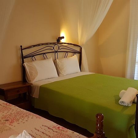 Castello Bellos Studios Keri Ngoại thất bức ảnh