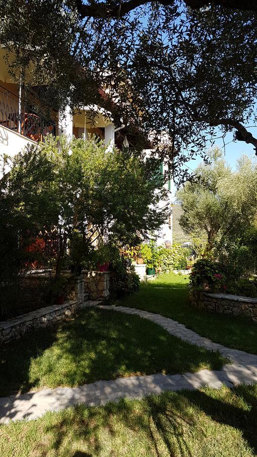 Castello Bellos Studios Keri Ngoại thất bức ảnh