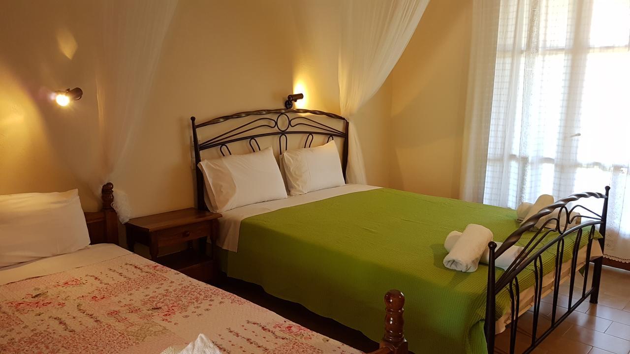 Castello Bellos Studios Keri Ngoại thất bức ảnh