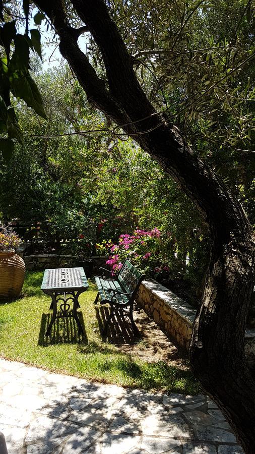 Castello Bellos Studios Keri Ngoại thất bức ảnh